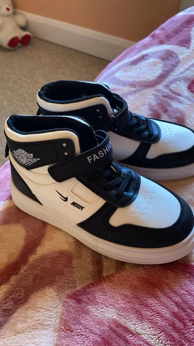 New shoes - Image 1