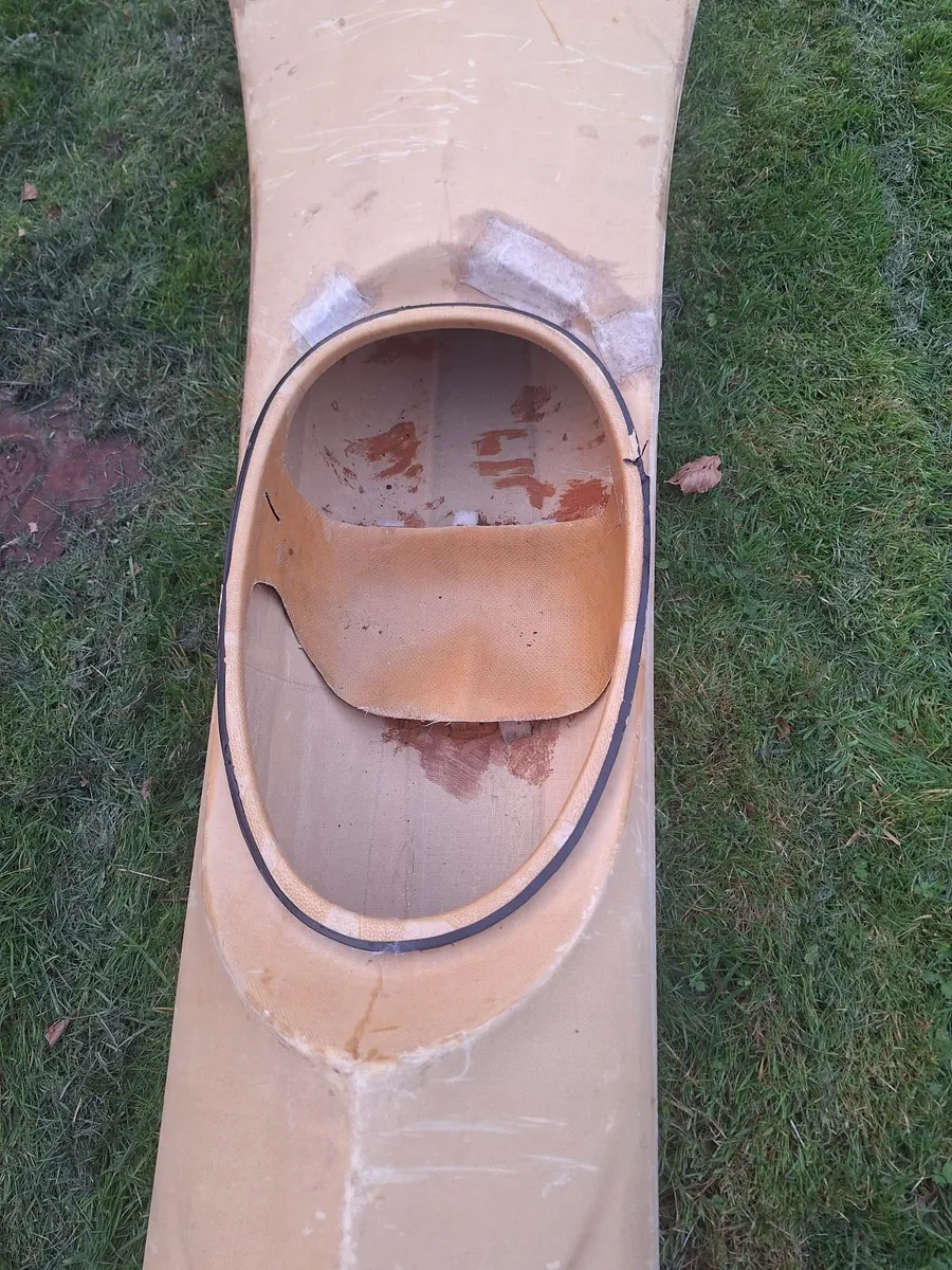 Racing Kayak - Image 2