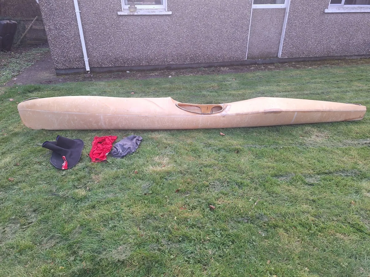 Racing Kayak - Image 4
