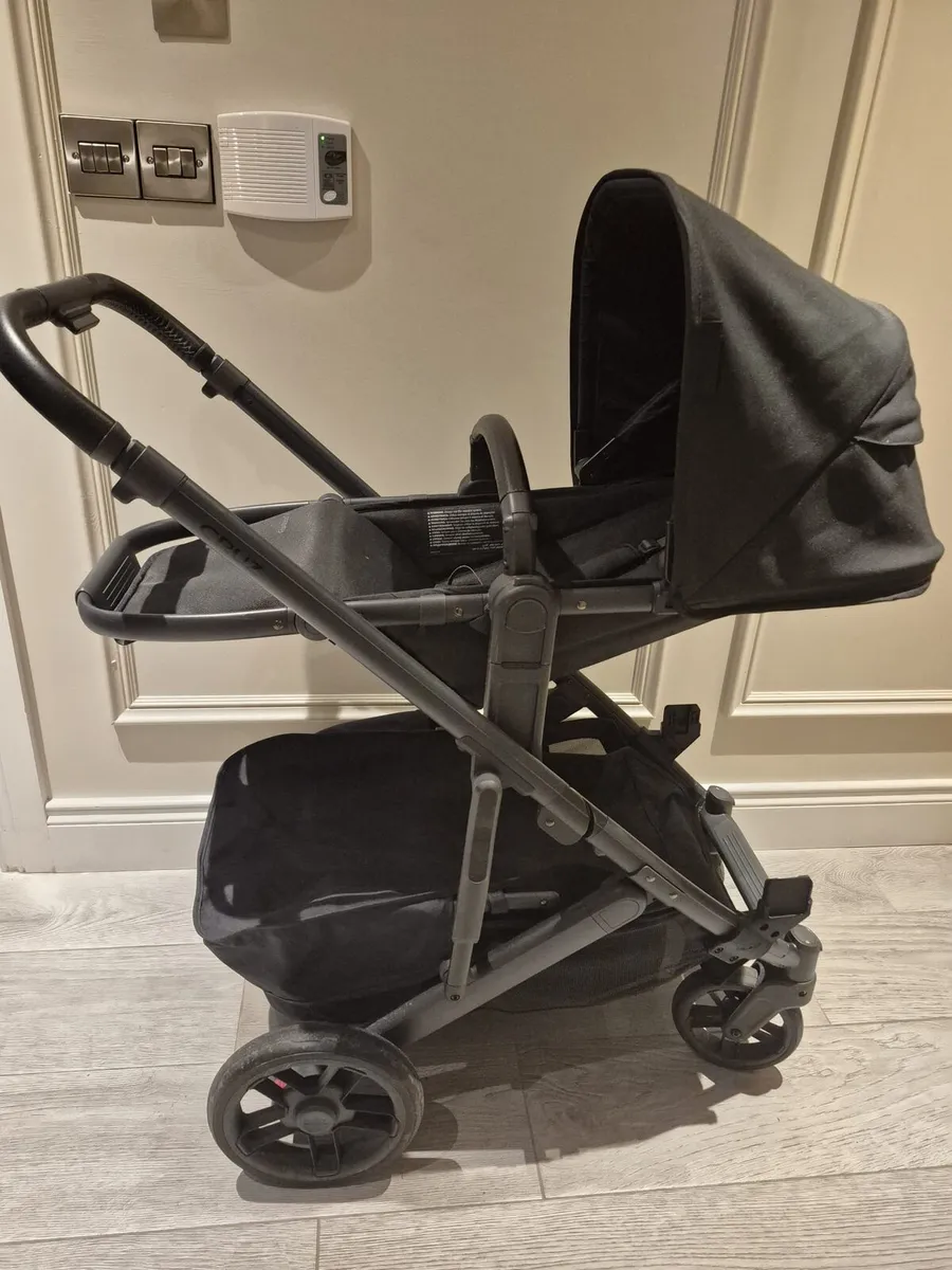 Uppababy CruzV2 - Jake colour, black - Image 3