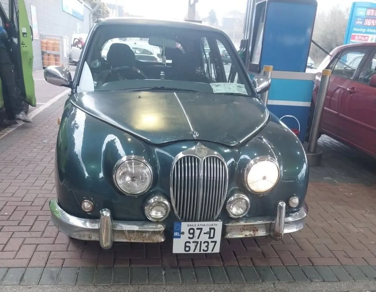 Nissan Other 1997 - Image 2