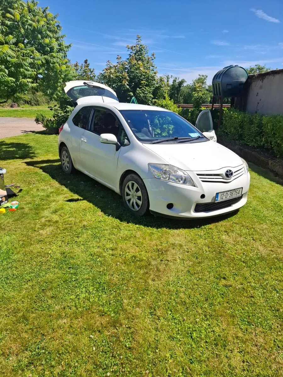 Toyota Auris - Image 1