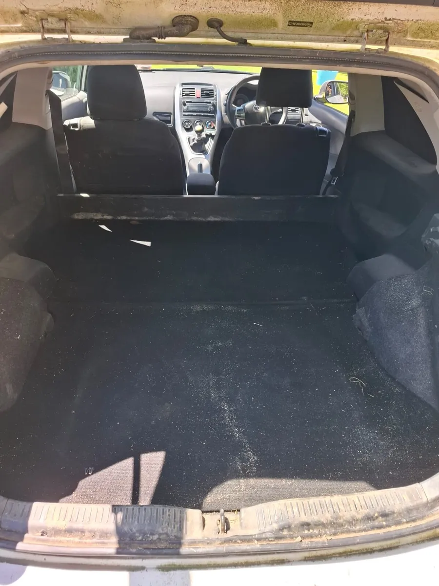 Toyota Auris - Image 4