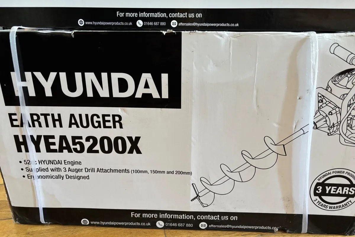Hyundai Earth Auger Drill - Image 1