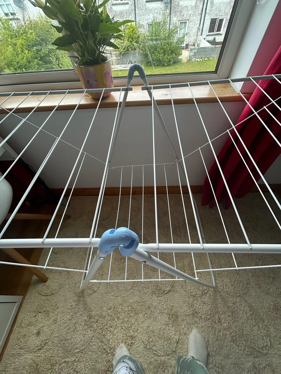 Clothes horse - Image 4