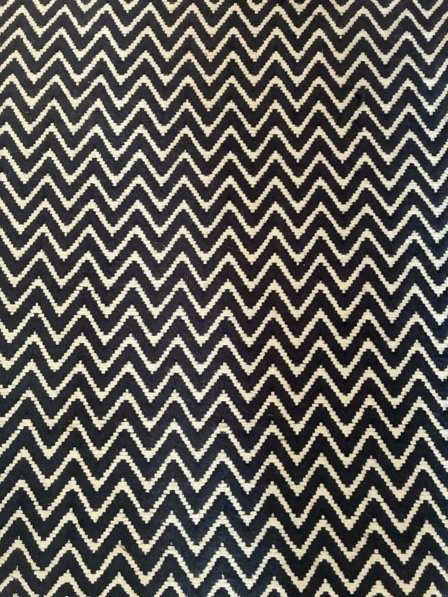 Rug large navy.cream. - Image 1