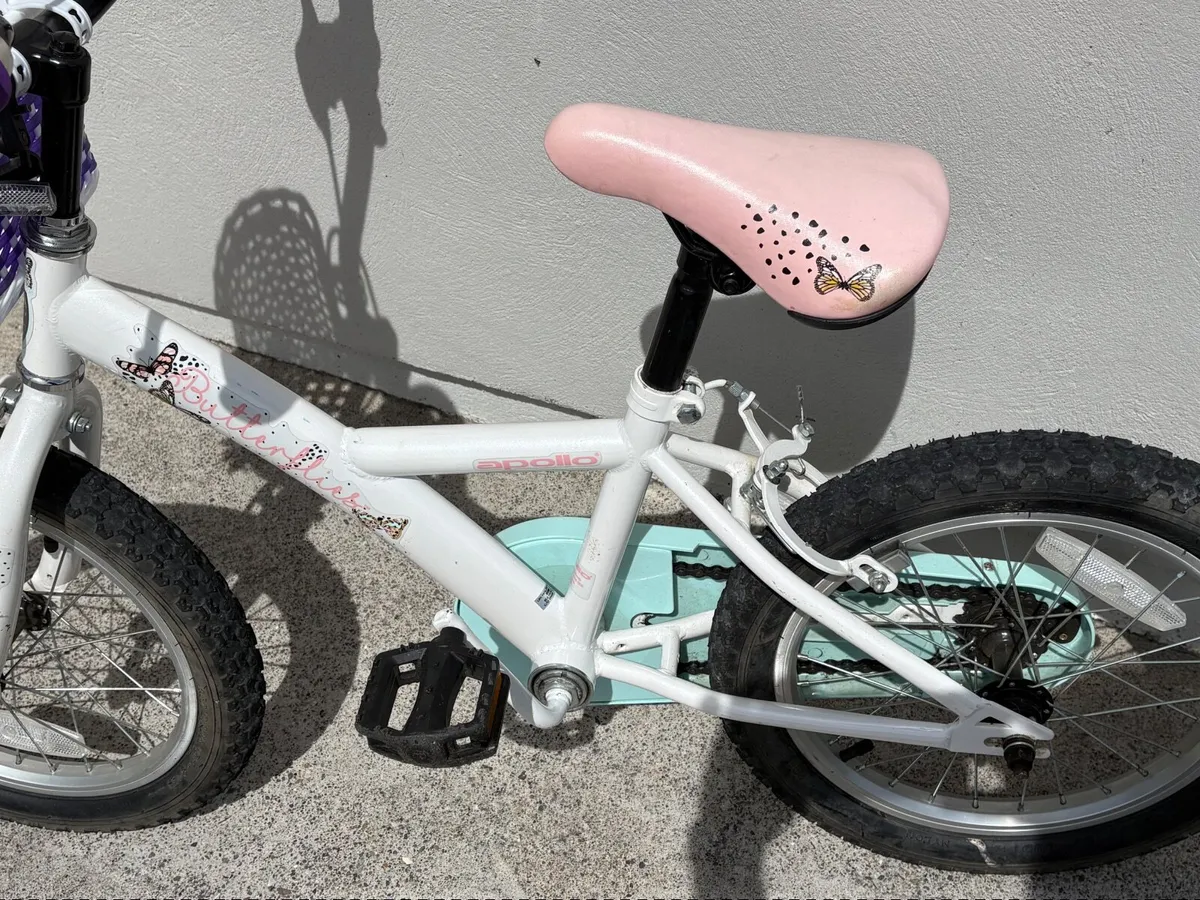 Girls 16 inch & Boys 20 inch bikes - Image 2