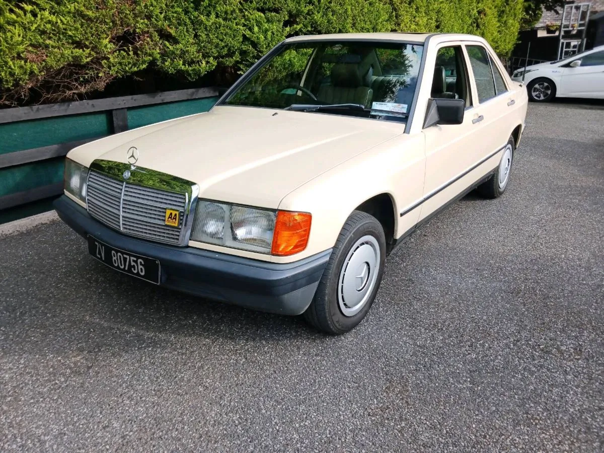 1984 Mercedes 190 2.0 4 dr - Image 1
