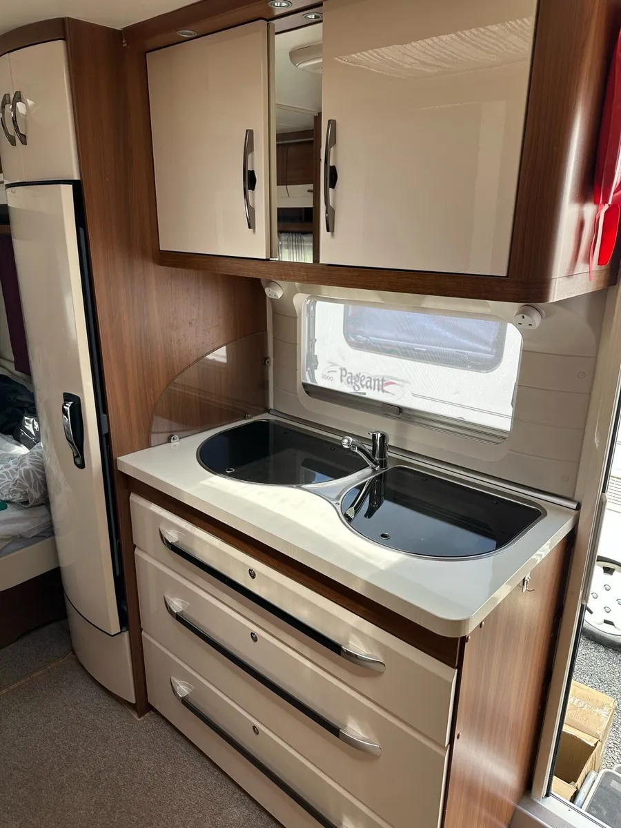 Hobby Caravan - Image 4