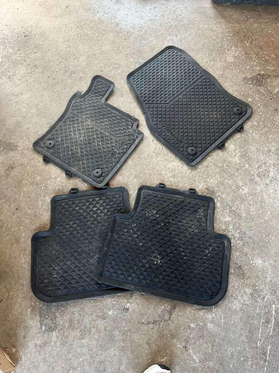 Car Matts - Image 2