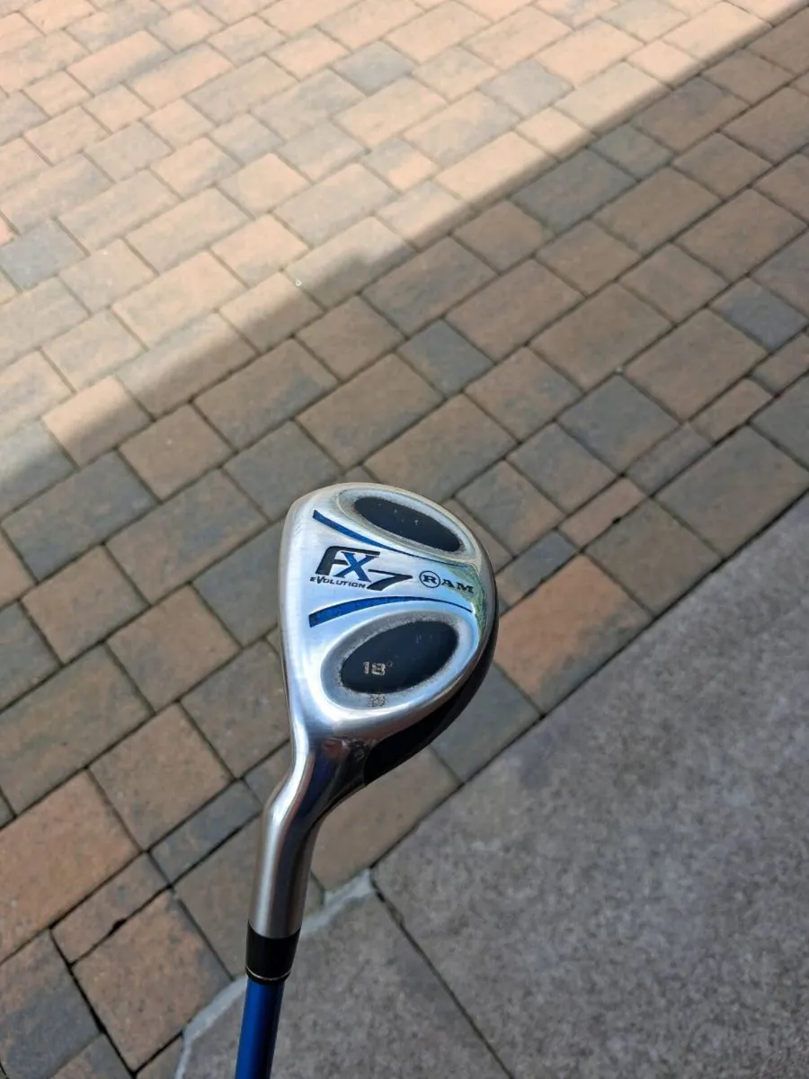 LEFT HAND GOLF - Image 2