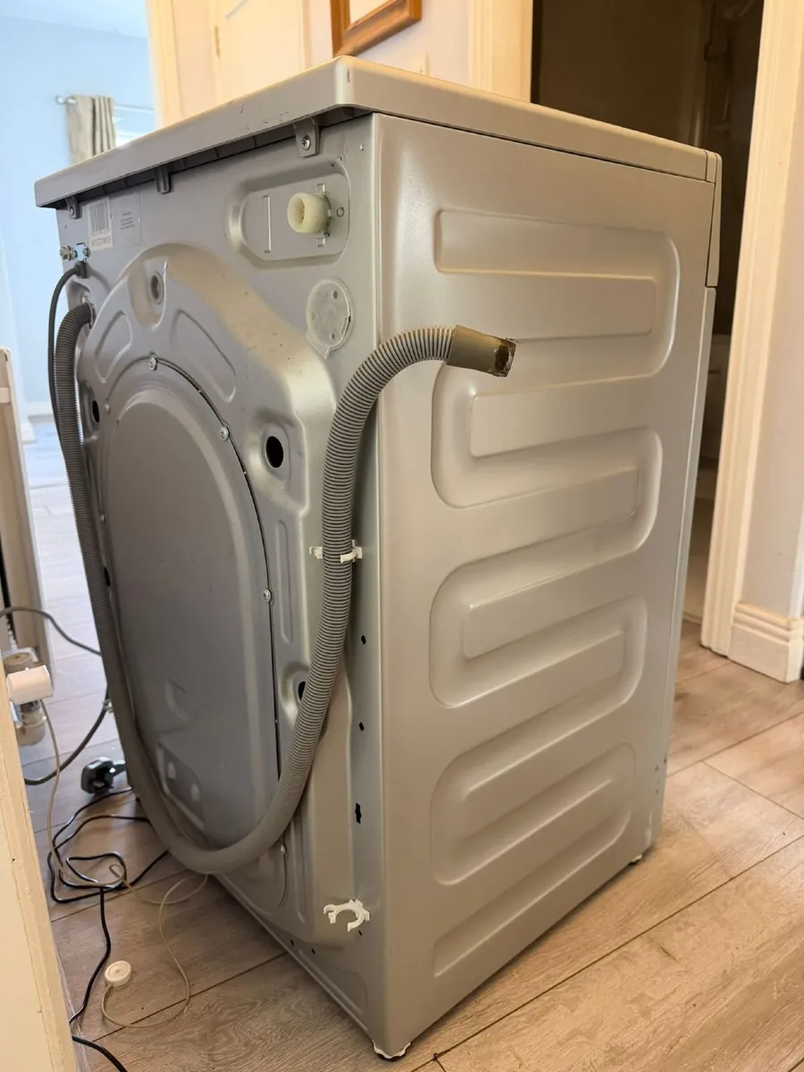 Washing Machine - Image 4