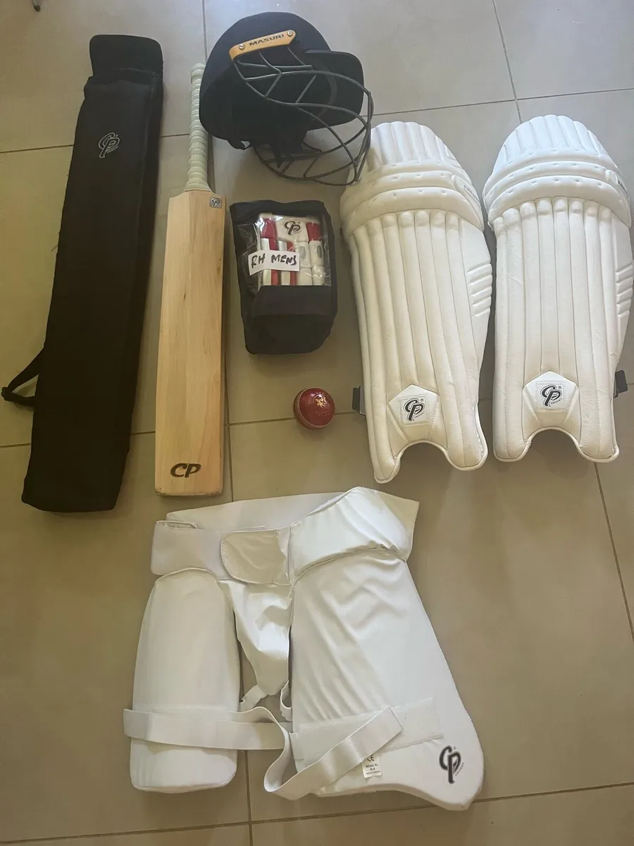 Cricket gear - Image 1