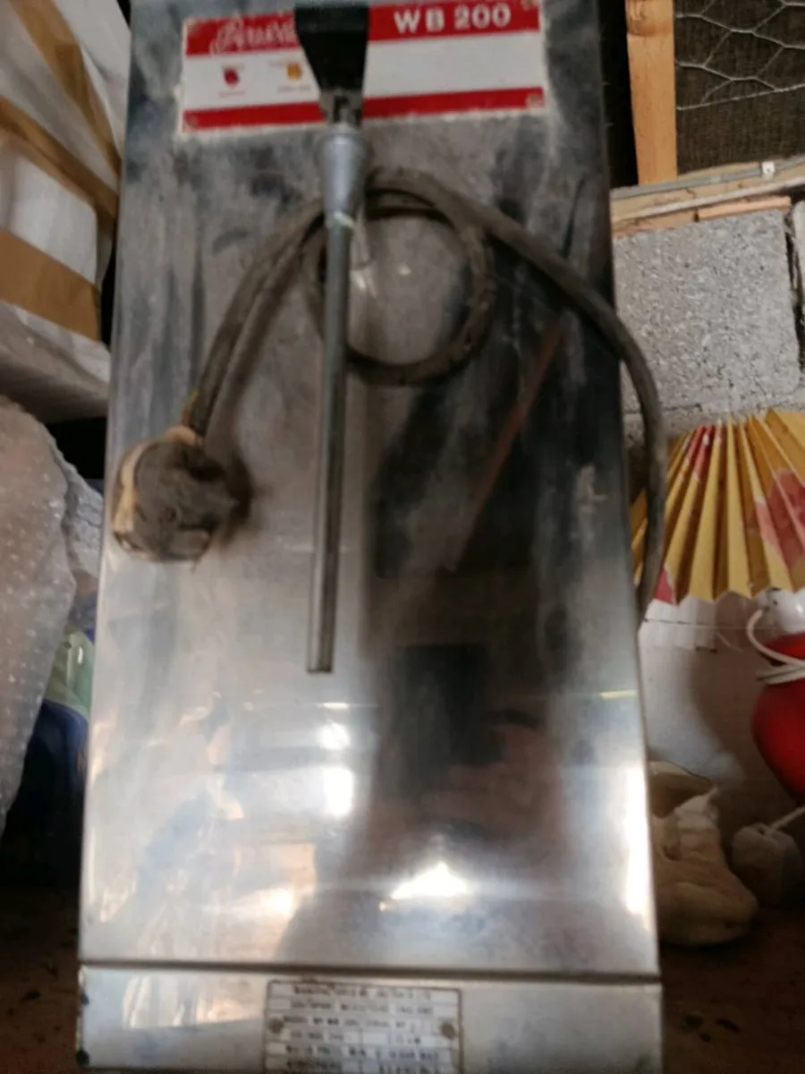Hot water booler - Image 2