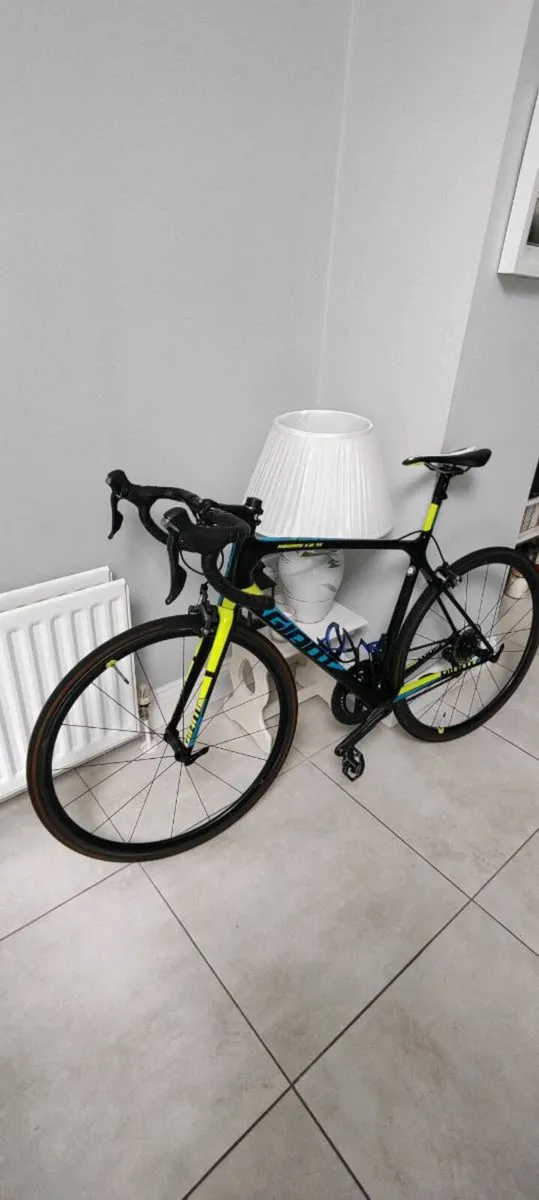 Bicycle Giant tcr advance sl.  Size medium - Image 1