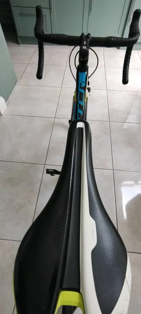 Bicycle Giant tcr advance sl.  Size medium - Image 3