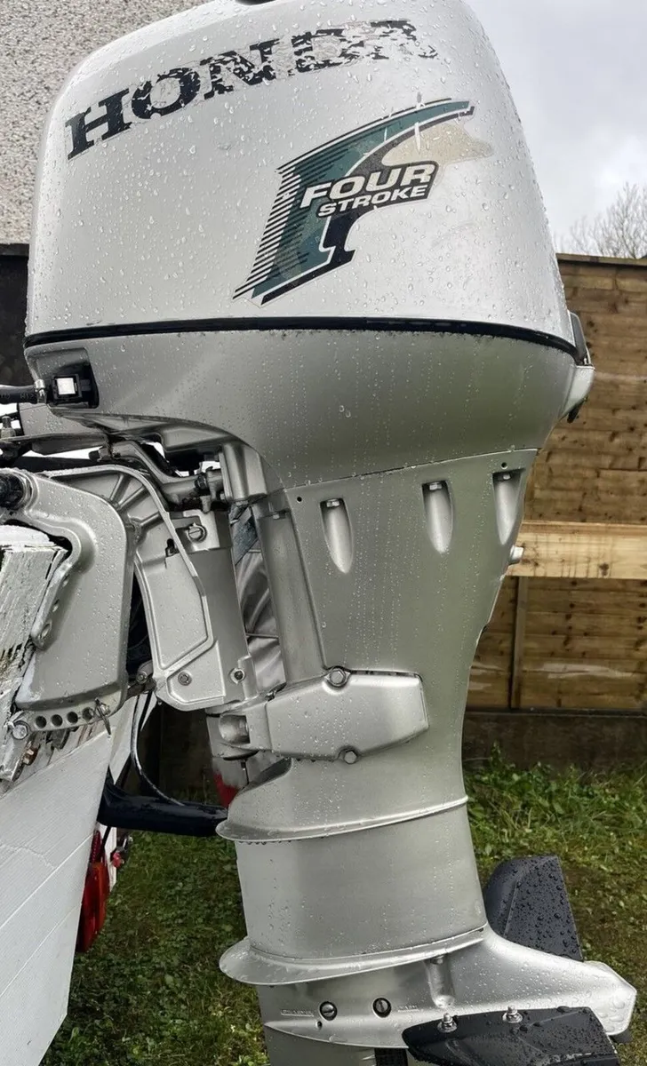 Outboard engine Honda BF30A Long Shaft - Image 1