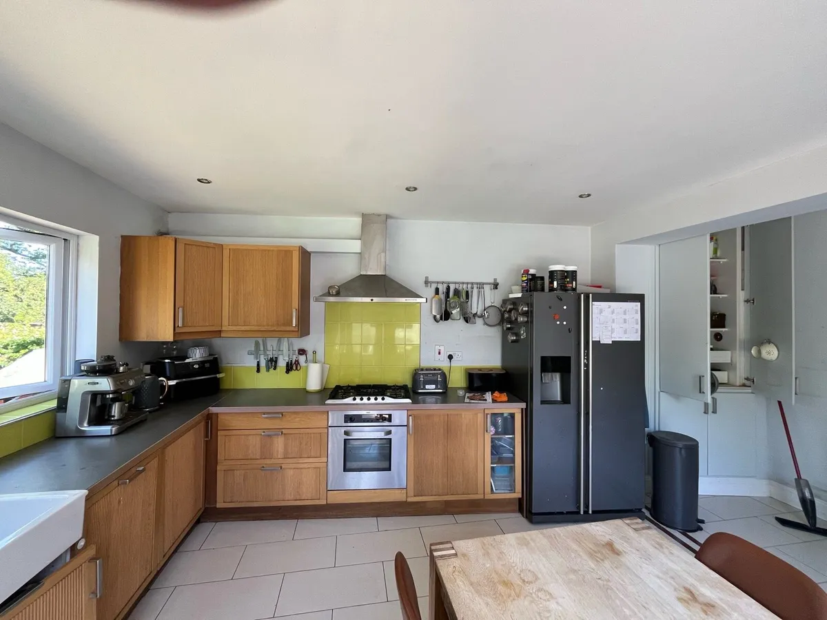 Kitchen - Image 4