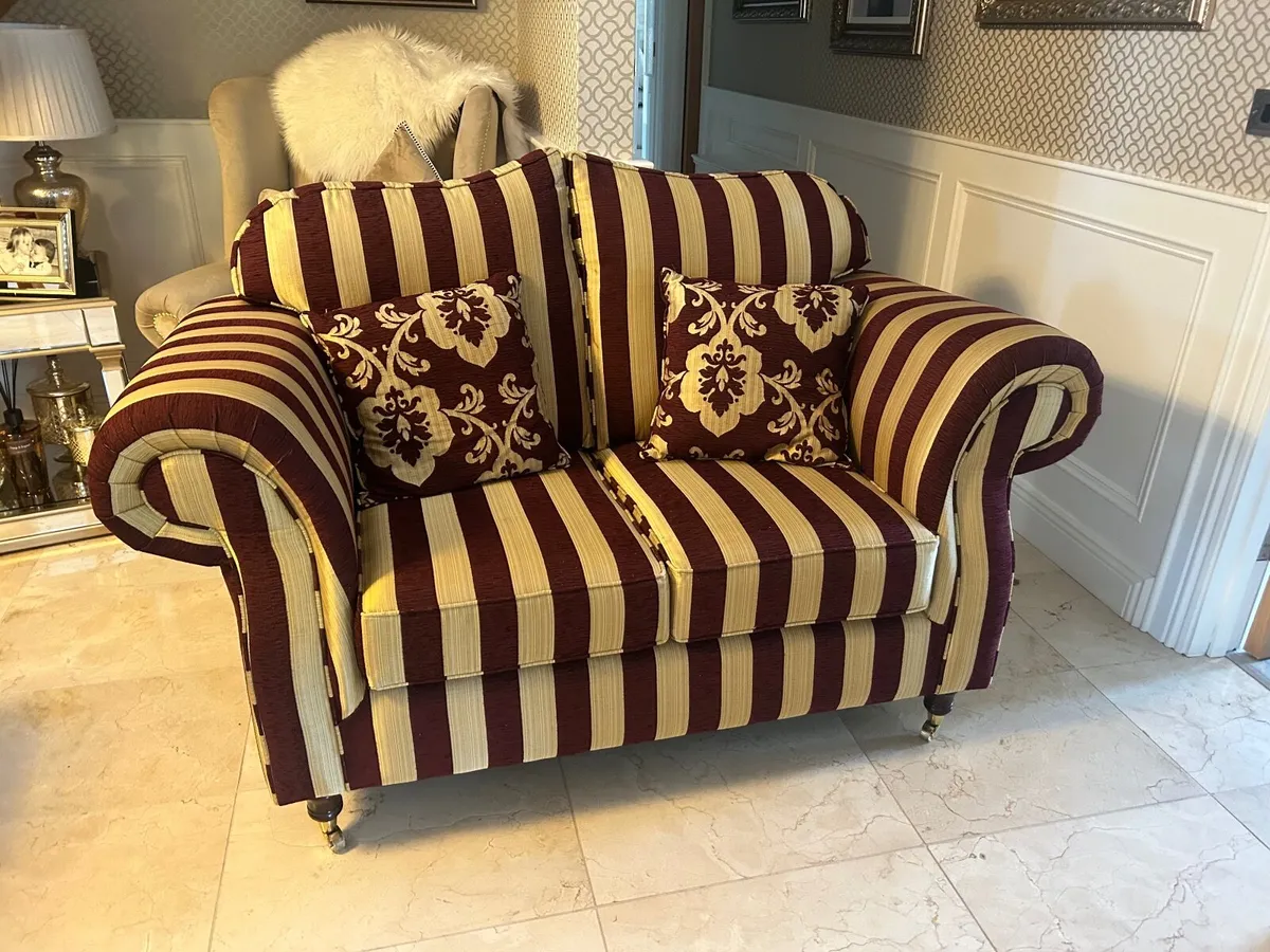 Couch - Image 2