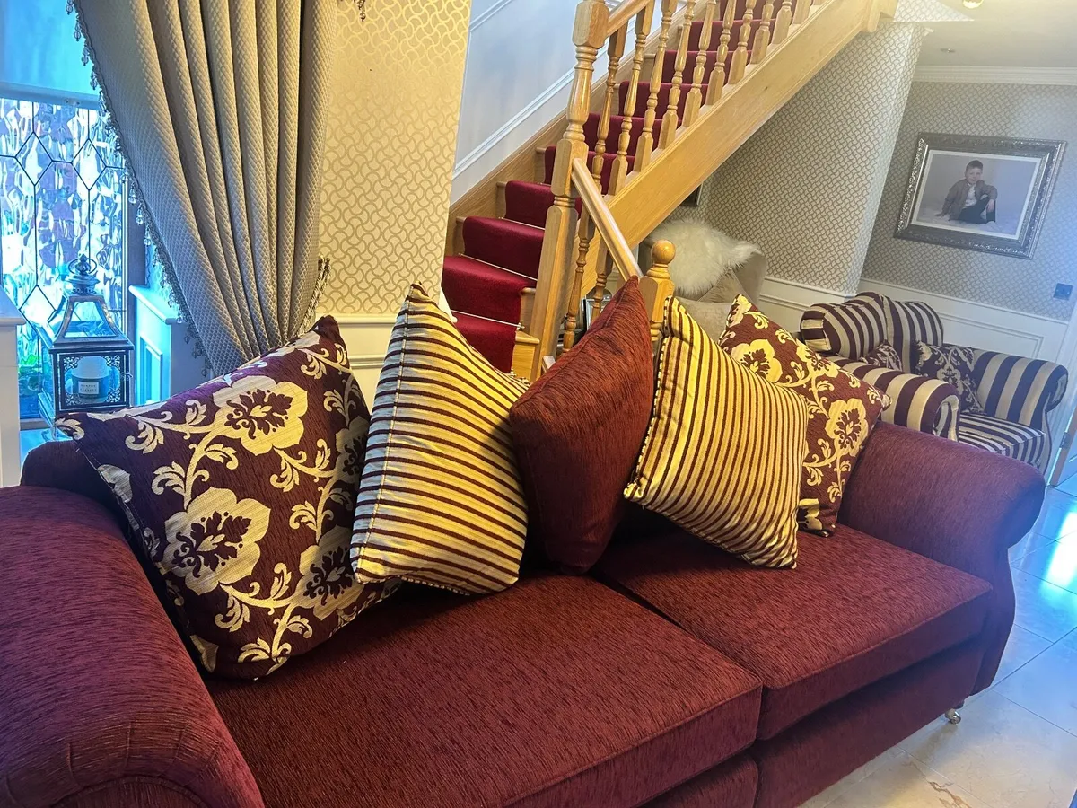 Couch - Image 3