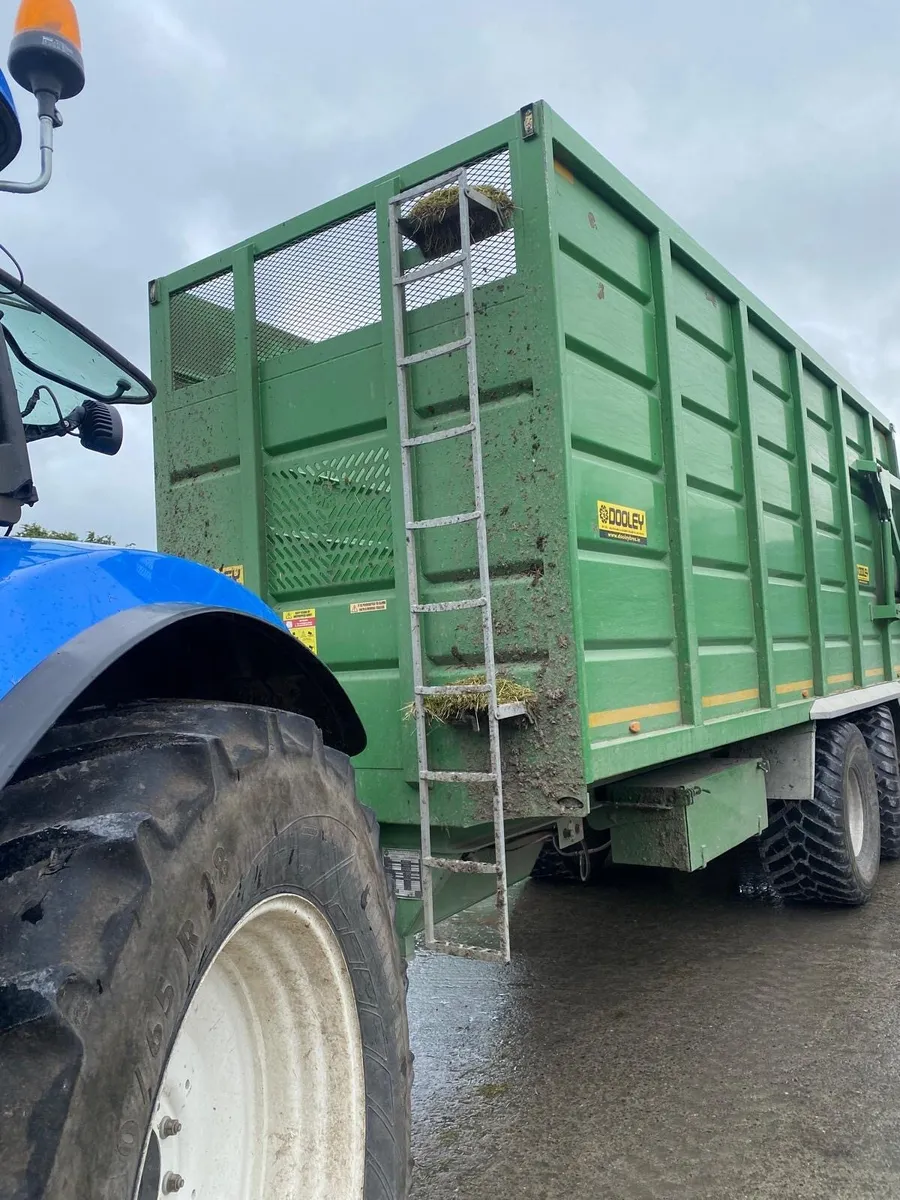 Dooley 22ft silage trailer - Image 2