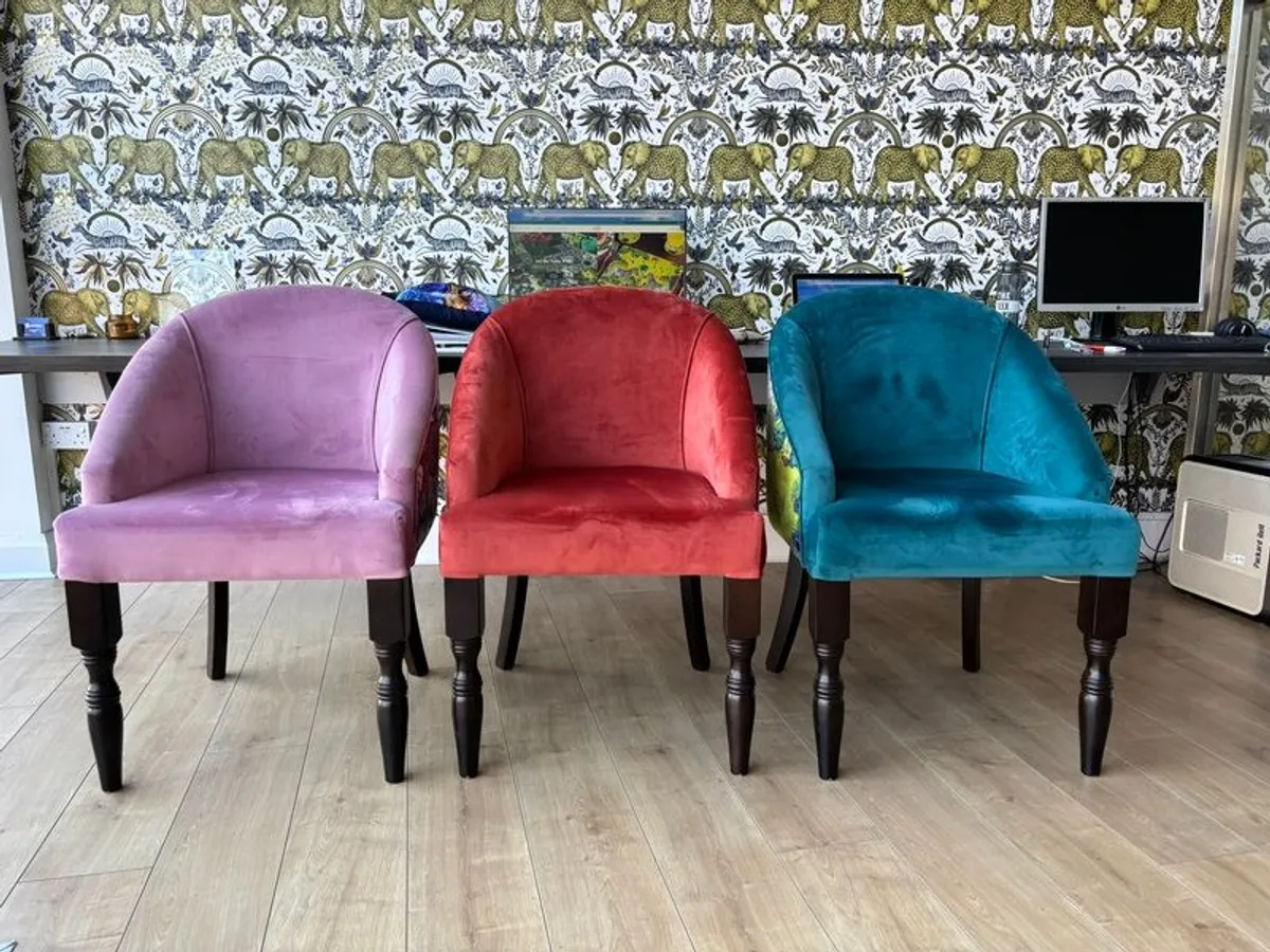 3 x Emma J. Shipley Tub Chairs - Image 3