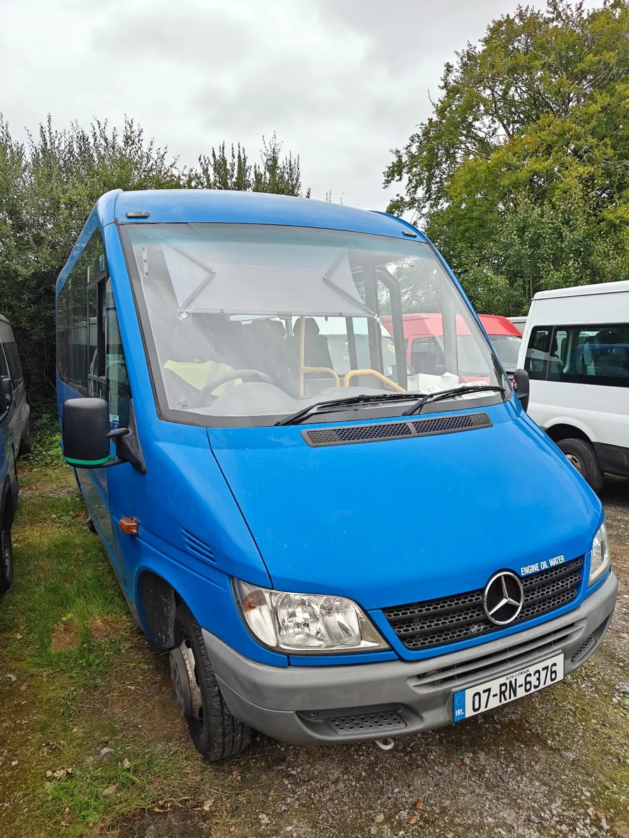 campervan - Image 2