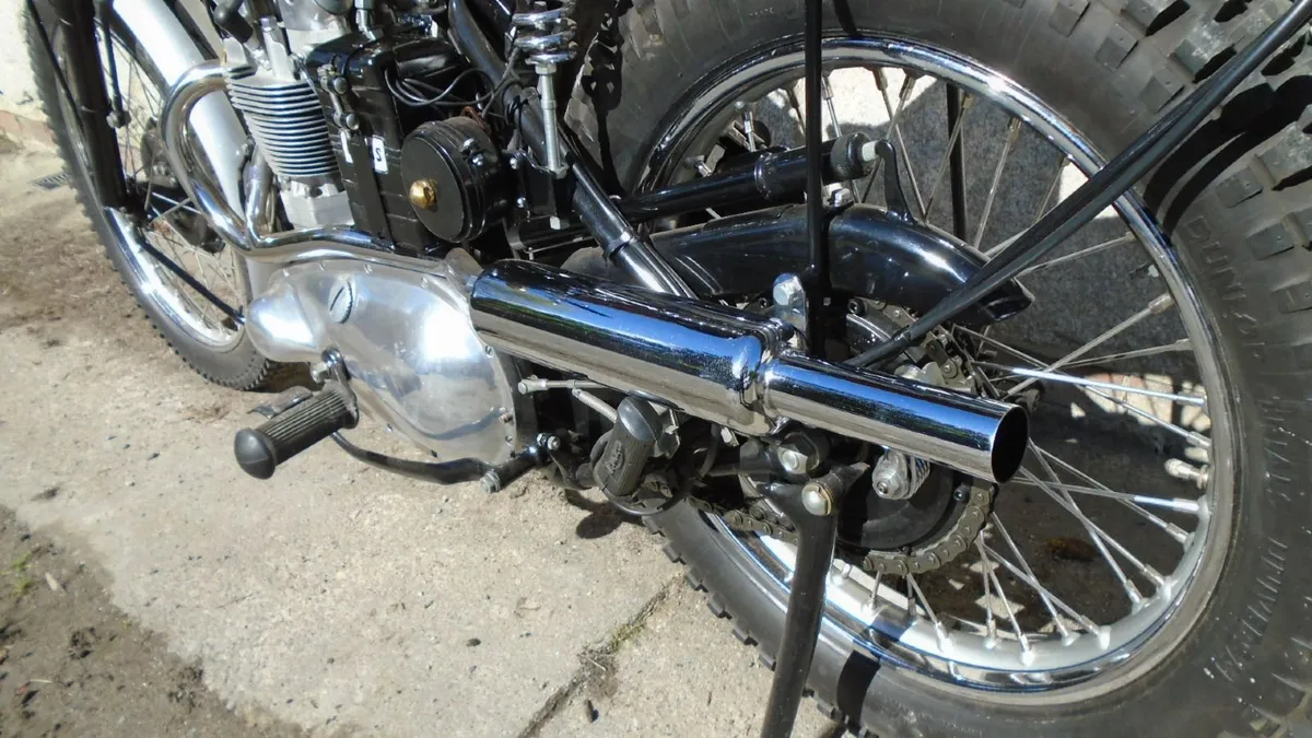 Triumph TR5 Trophy - Image 3
