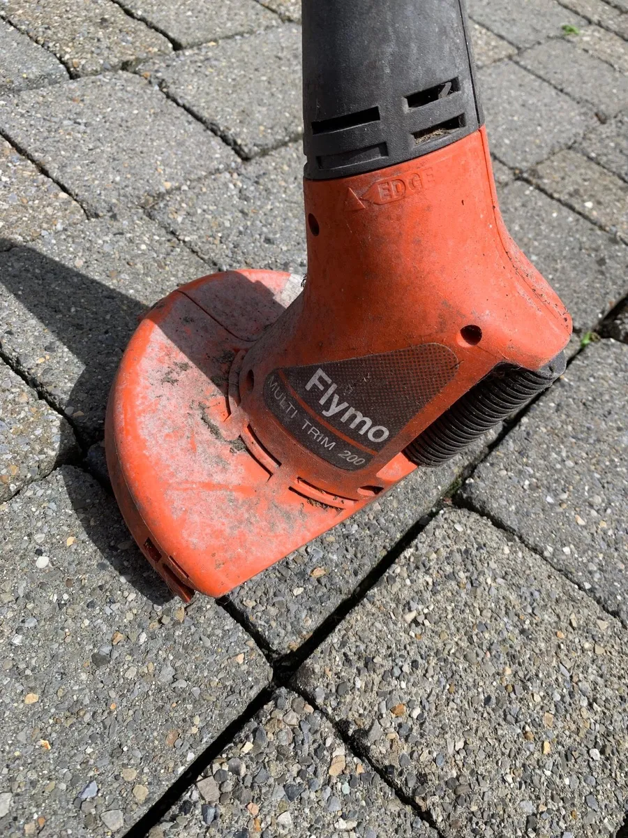 Flymo garden electric strimmers - Image 1