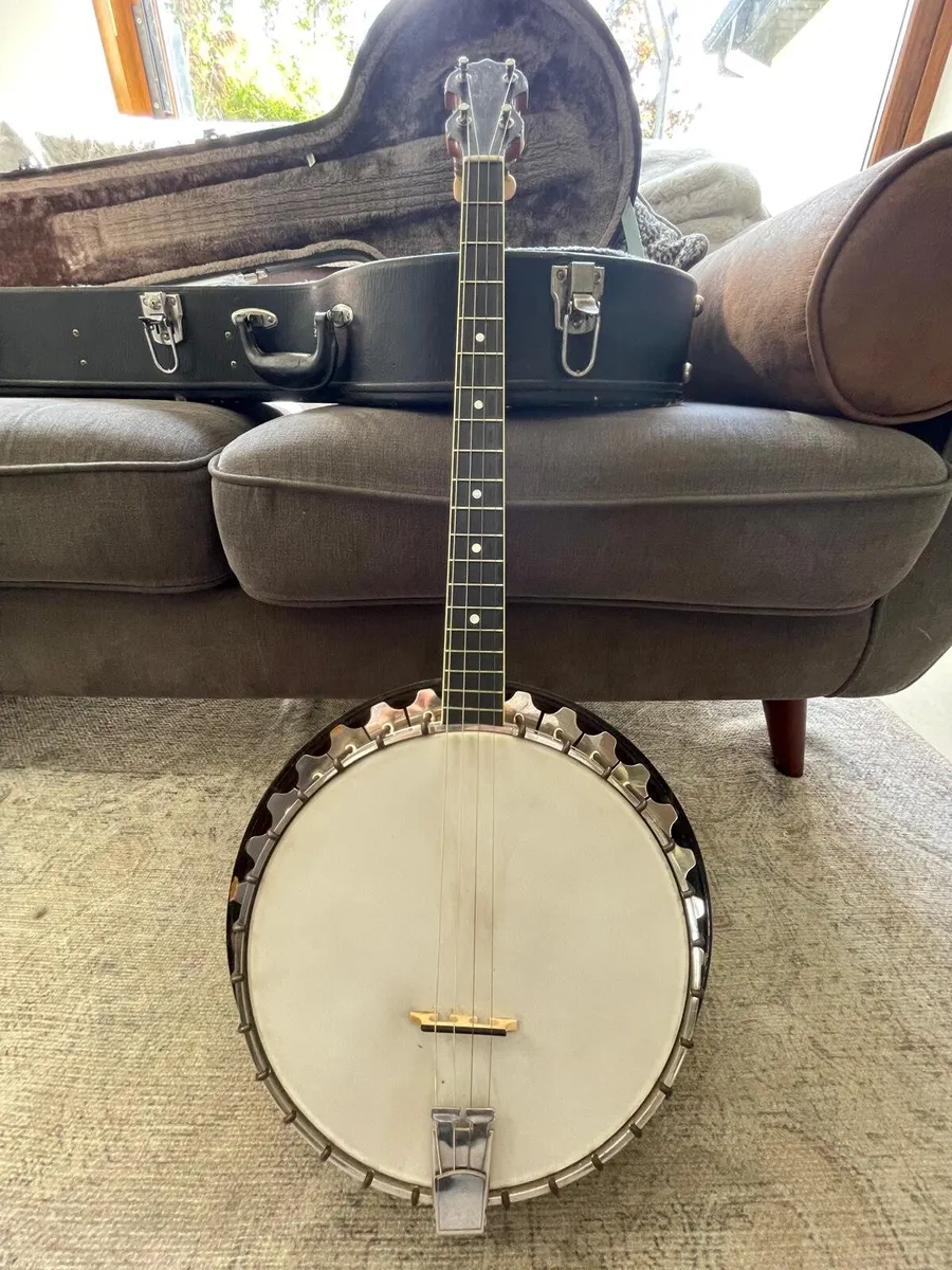 Vega "Little Wonder" Tenor Banjo - Image 1