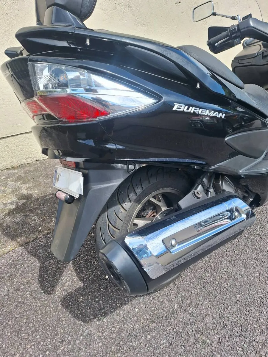 Suzuki Burgman 400 executive  ABS - Image 4