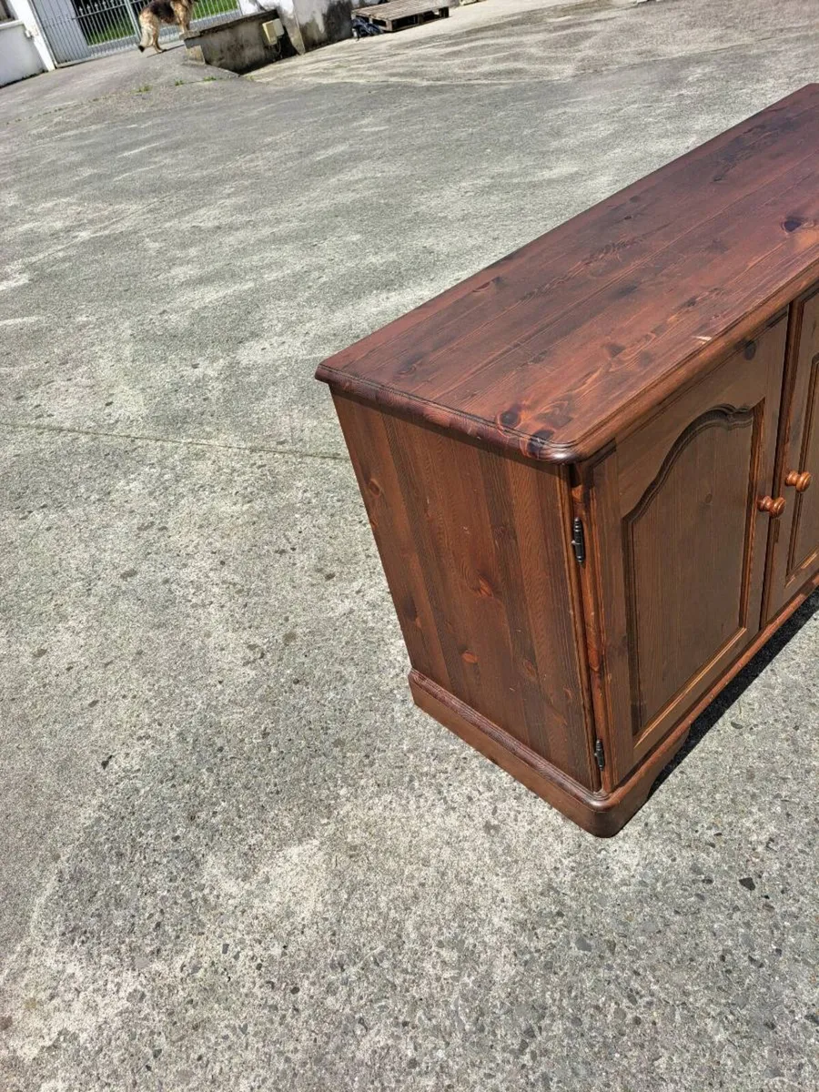 Lovely solid wooden cabinet on wheels - Image 4