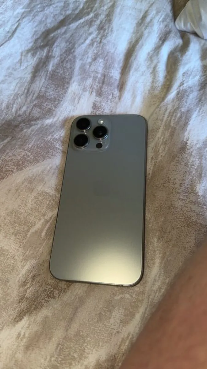 phone - Image 1