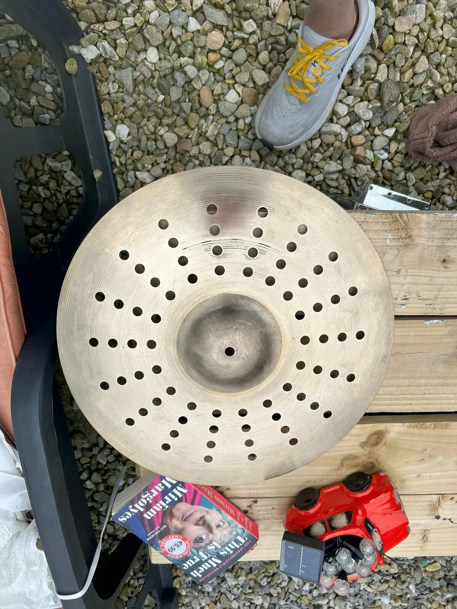 Sabian 18” HHX Aero Crash Cymbal. PRICE DROP - Image 4
