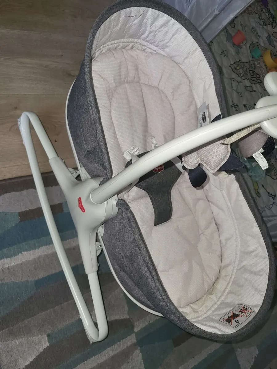 Baby Rocker and Napper - Image 1