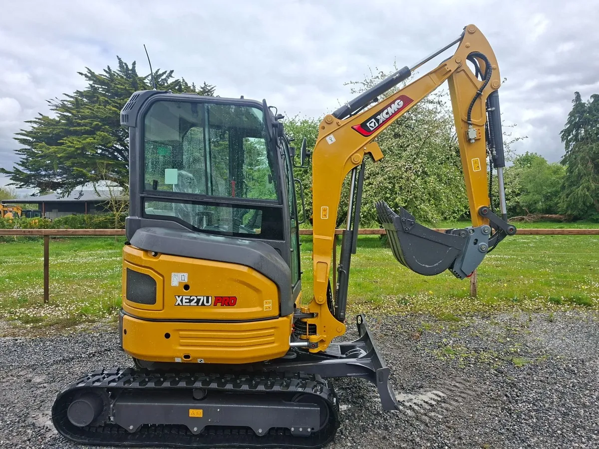 2026 New XCMG XE27U 2.7 TON Mini Digger - Image 1