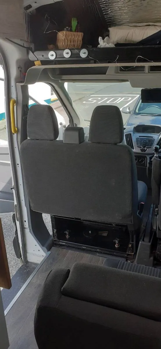 Transit Mk8 Double Seat & Swivel Base - Image 4