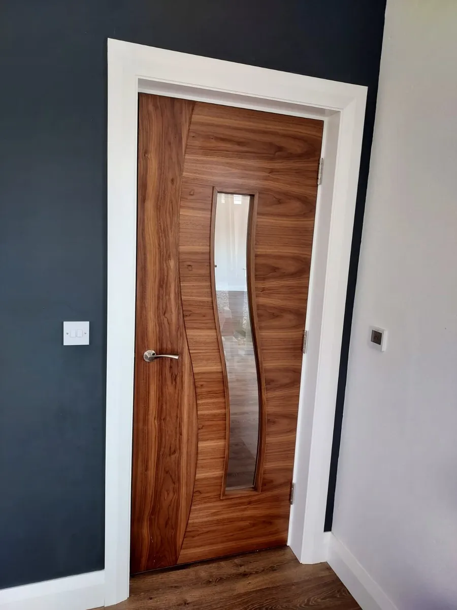Clearance Sale of 1000 Deanta Walnut Doors - Image 4