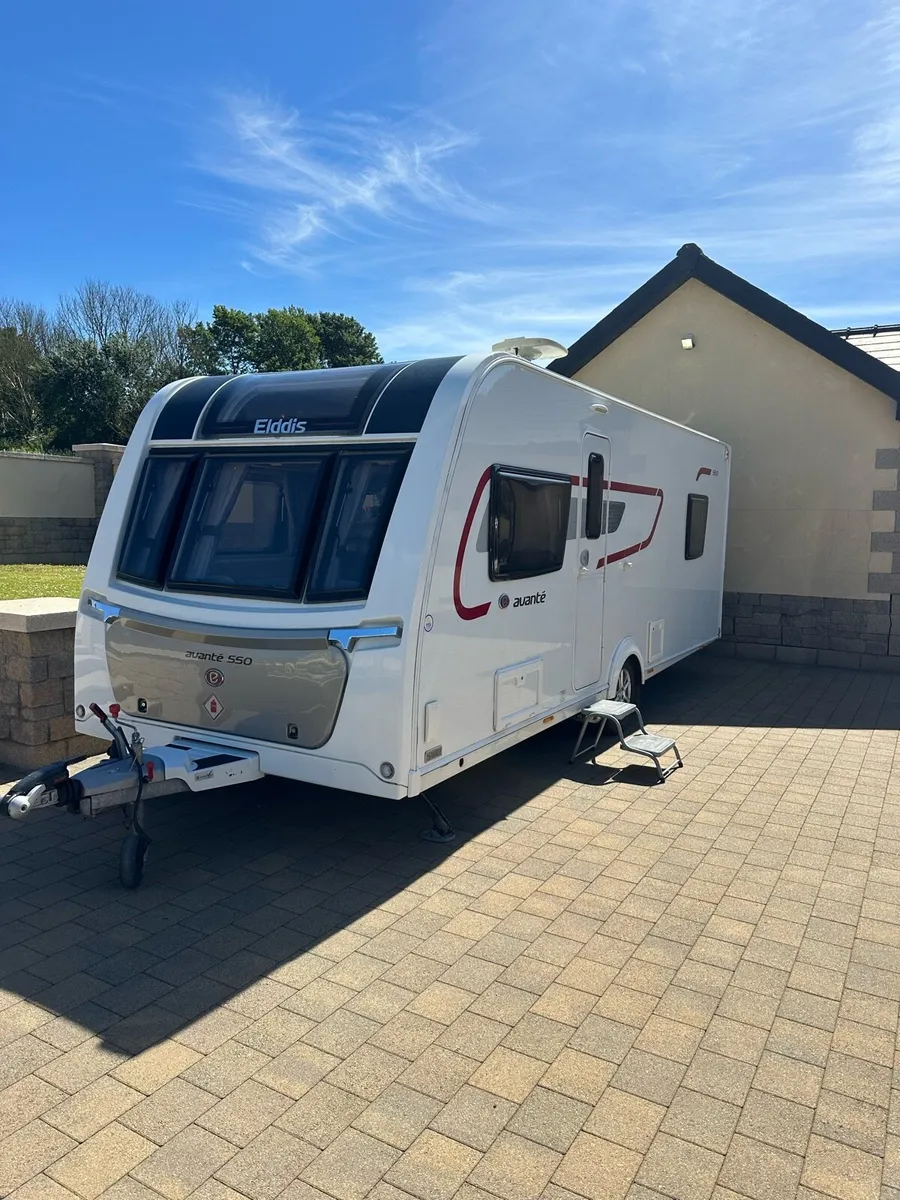 Elddis avante 550 *island bed* - Image 1