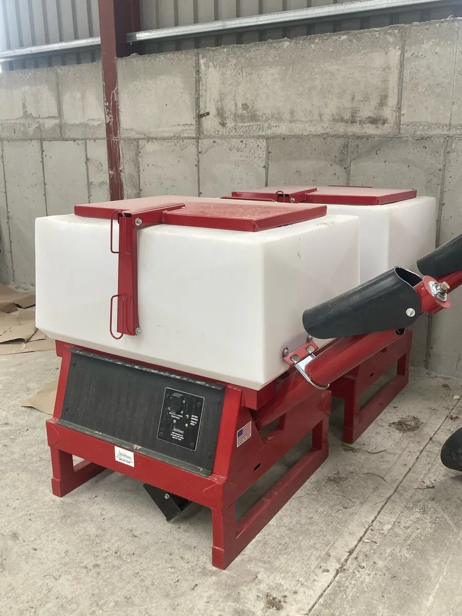 Feedtrain static meal Feeder - Image 1