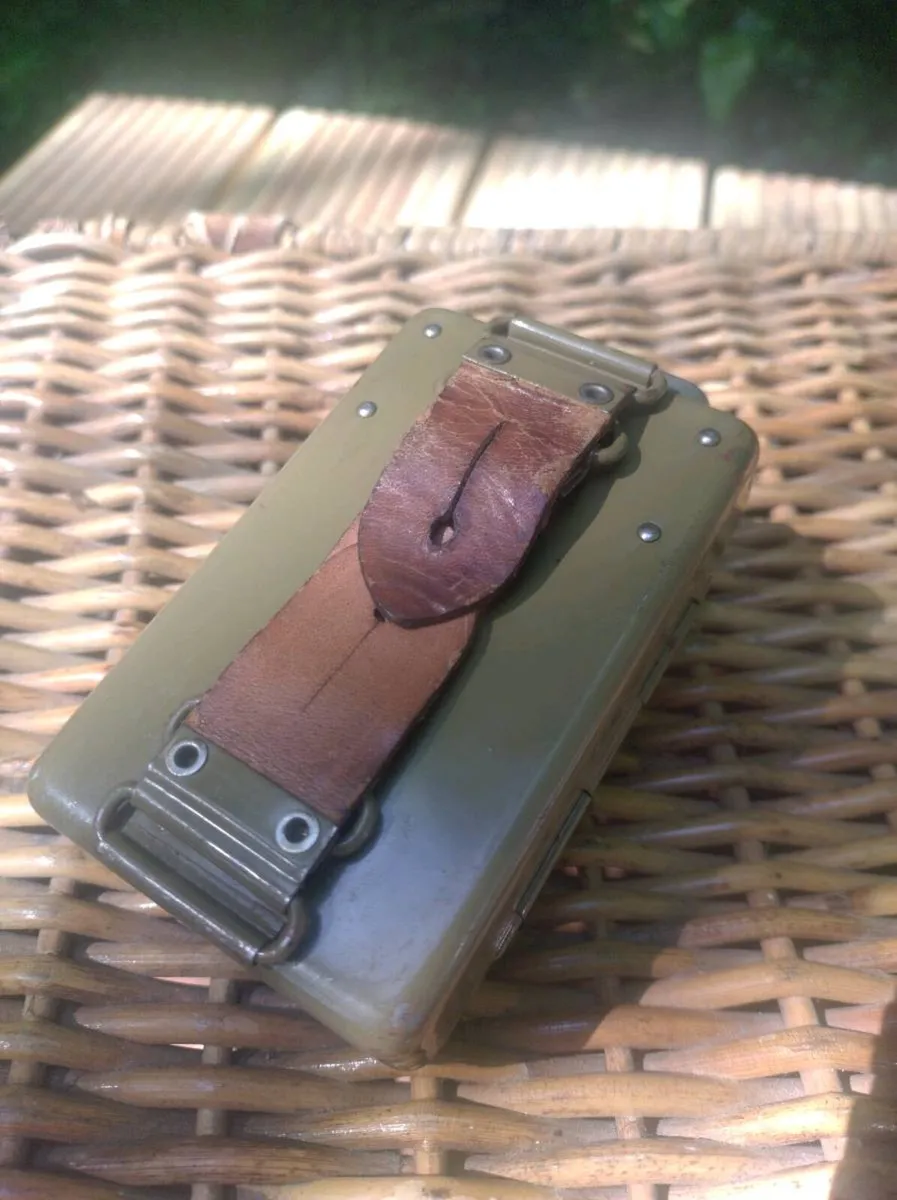 Rare Swiss Army flashlight - Image 3