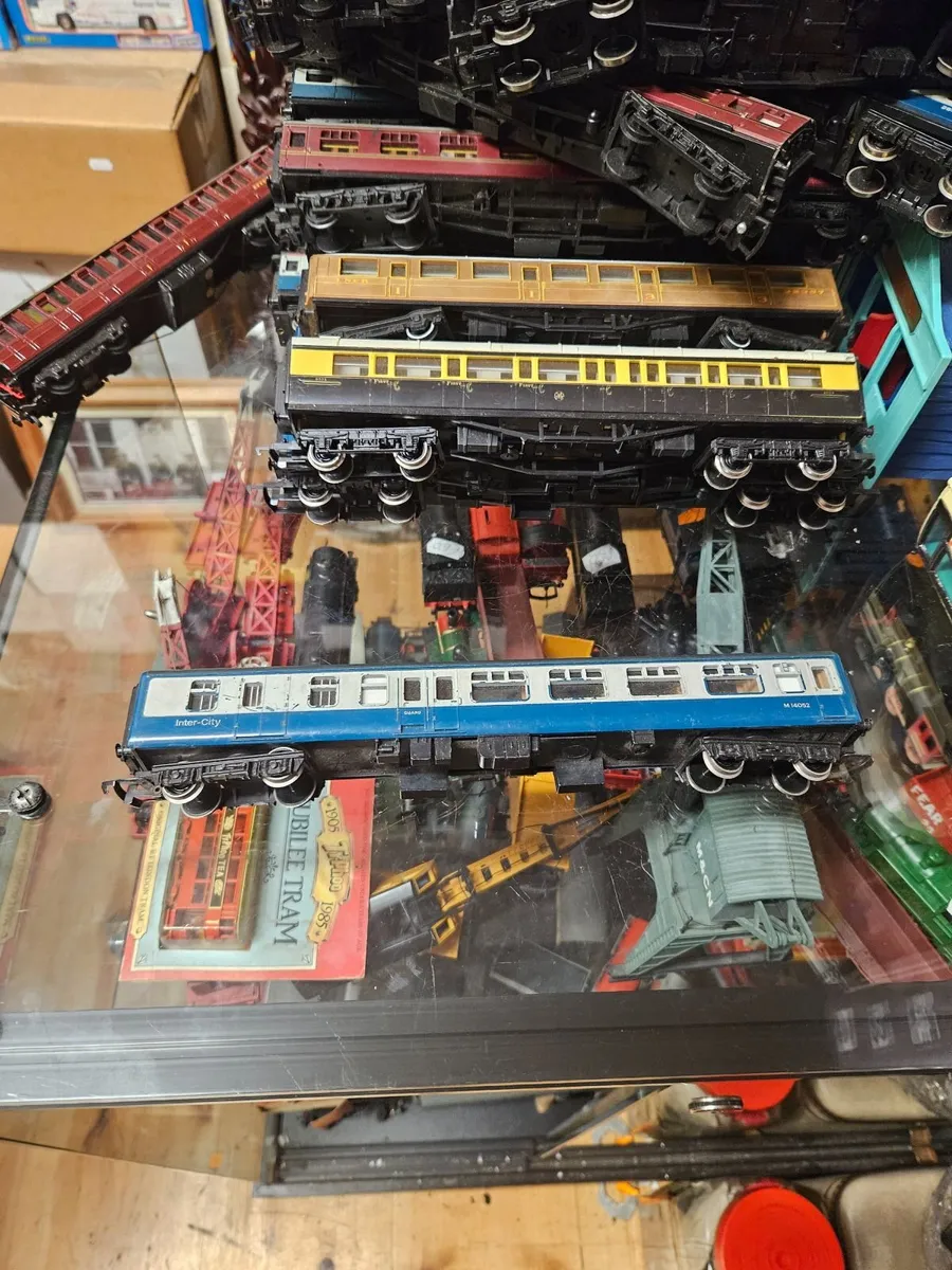 Hornby OO Gauge Carraige