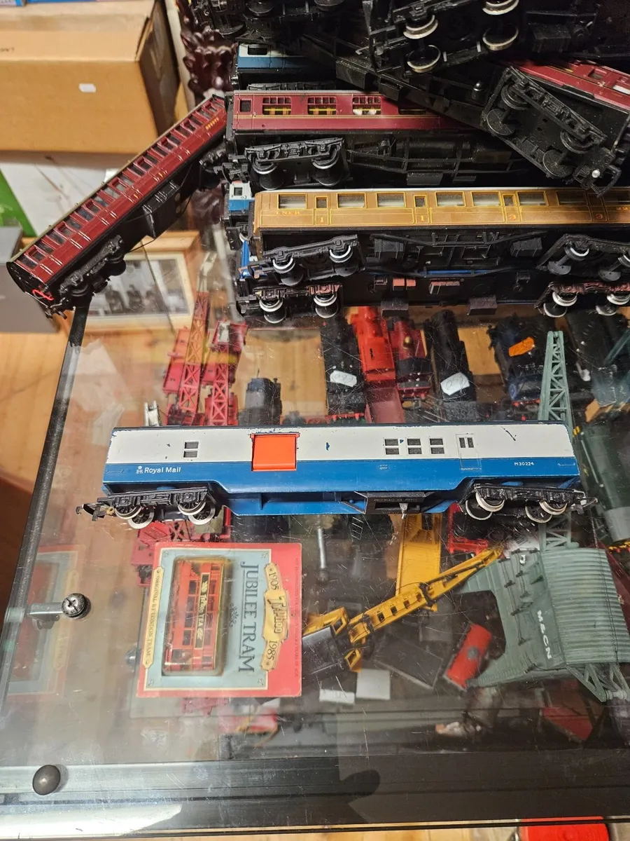 Hornby OO Gauge Carraige