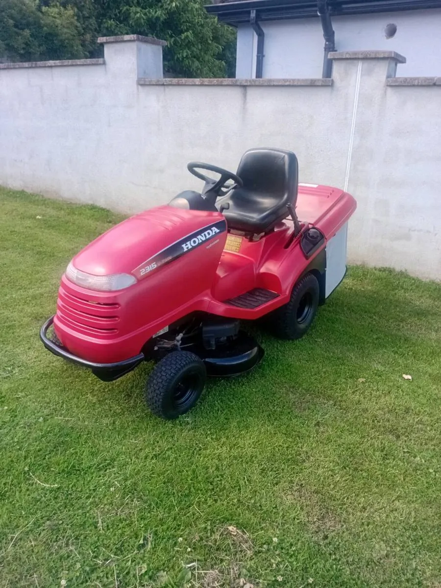 Ride on lawnmower - Image 2