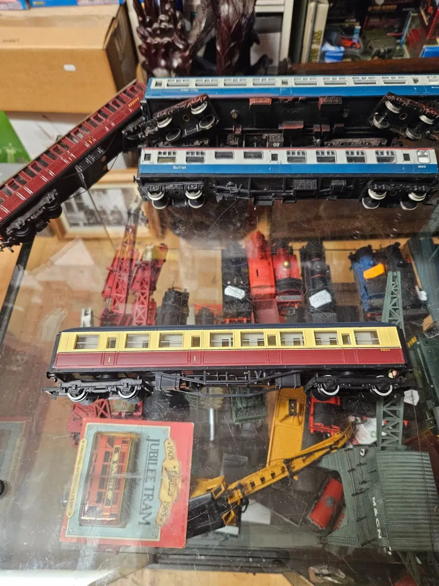 Hornby OO Gauge Carraige