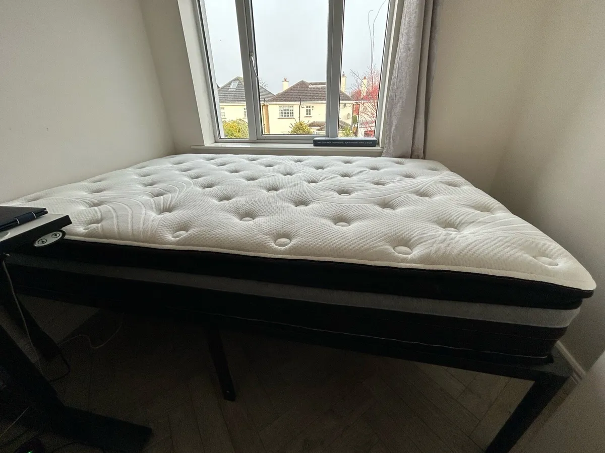 Small double mattress - Image 2