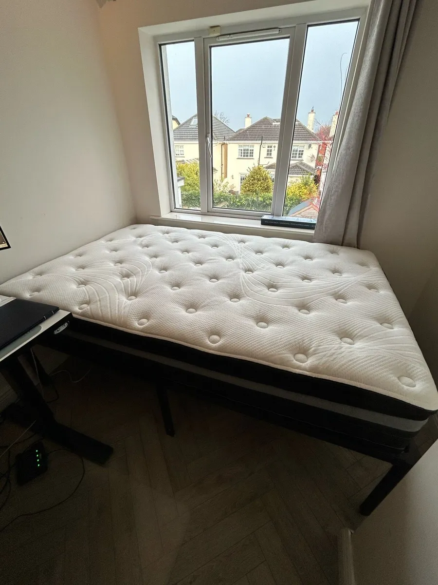 Small double mattress - Image 1