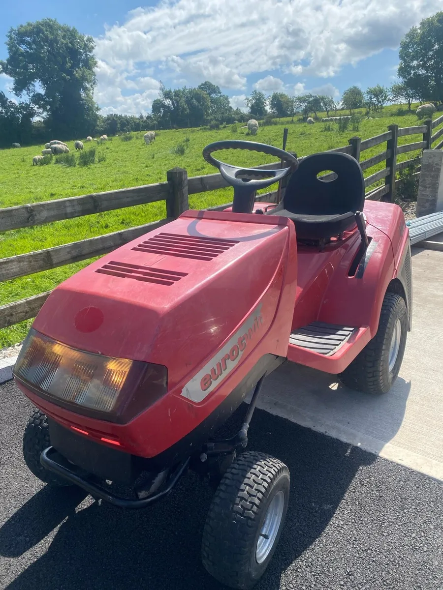 tractor lawn mower - Image 1