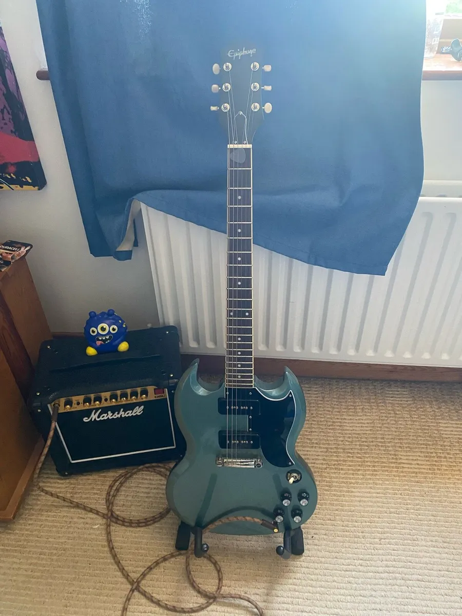 Epiphone SG special guitar
