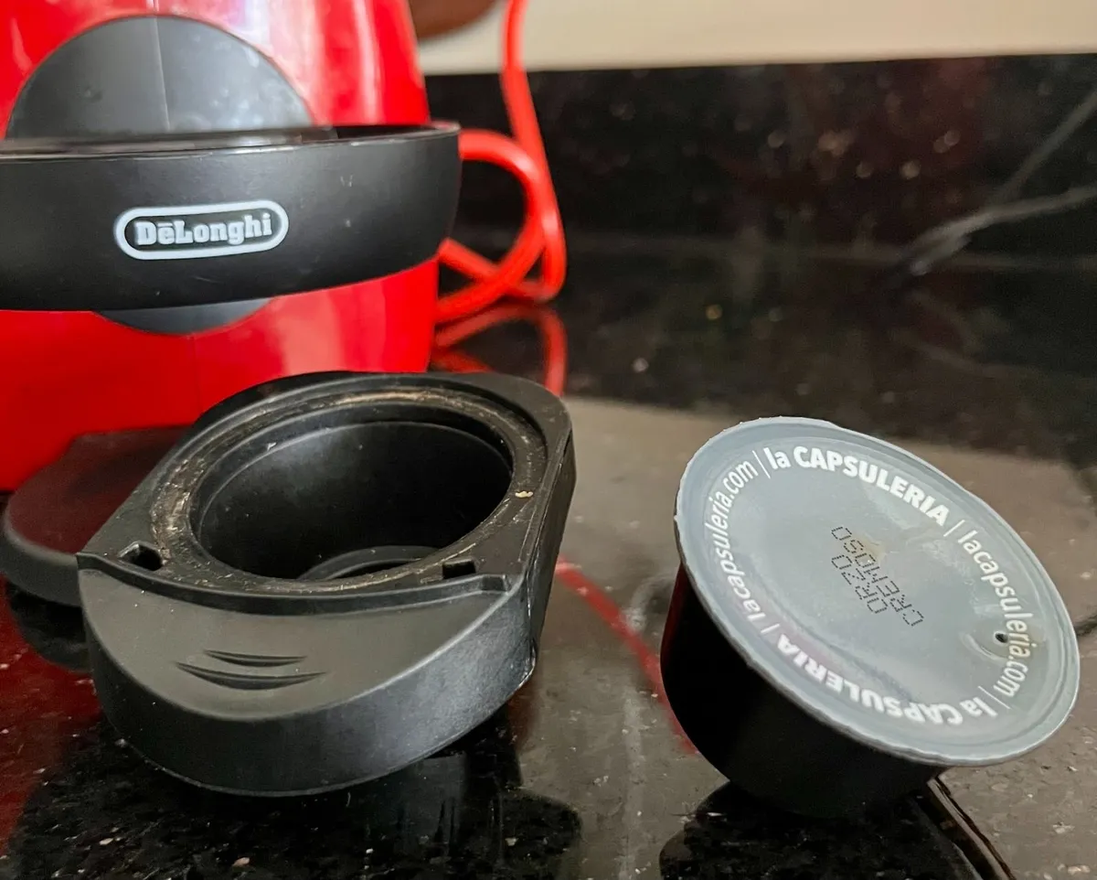 Nescafe Dolce Gusto coffee machine - Image 2